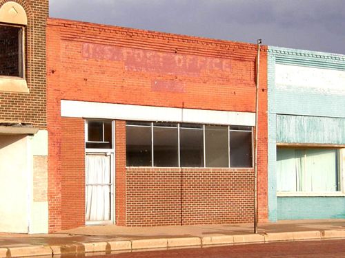 Lockney TX - Former Post Office 79241
