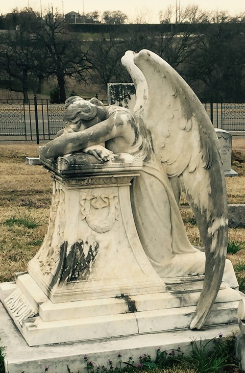TX - Grayson County Calvary Cemetery weeping angel