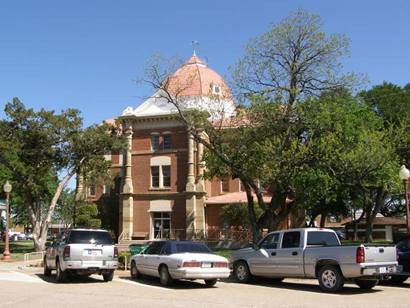 Henrietta Tx Clay County Courthouse