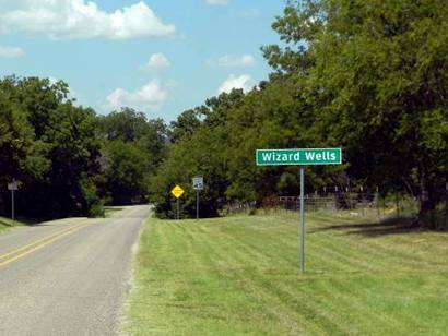 Wizard Wells Tx - Road Sign