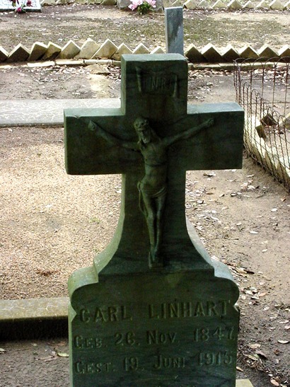 TX - Dubina Cemetery cross