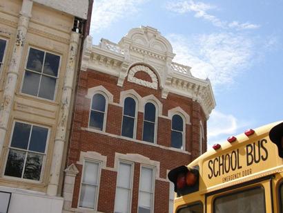 MS Greenville - Bank building and School Bus