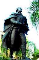 Geroge Washington statue in Laredo Texas