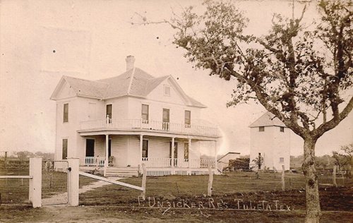 Tuleta Texas founder Perer Unzicker 's residence, 1910 Tuleta Texas