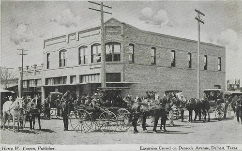 Dalhart TX, Dallam County - Denrock Ave Excursion Crowd 1909 