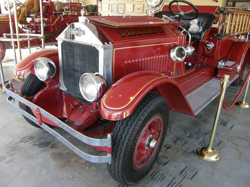 Midland Tx - Midland Fire Museum Fire Truck 